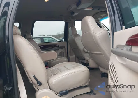 2005 Ford Excursion Xls/Xlt z USA, uszkodzony, nr VIN 1FMSU41P85EA31129